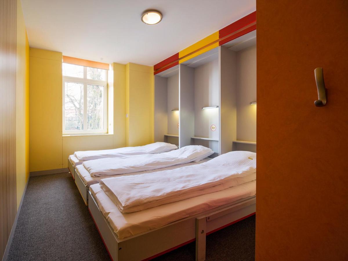 Elemels Planet Bed & Breakfast Устрон Екстериор снимка