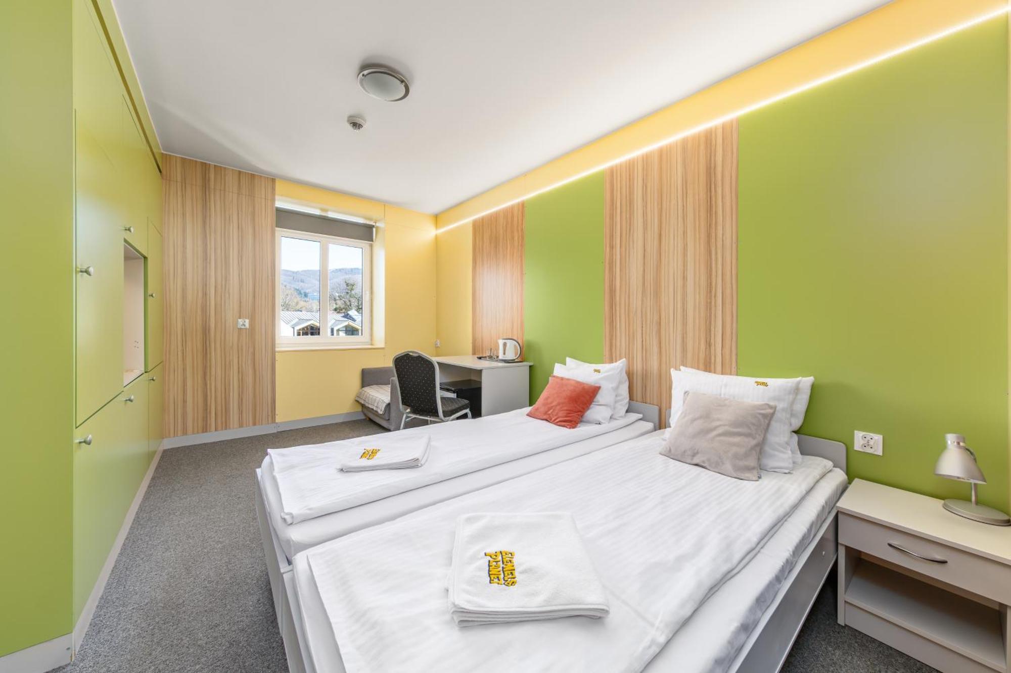 Elemels Planet Bed & Breakfast Устрон Екстериор снимка