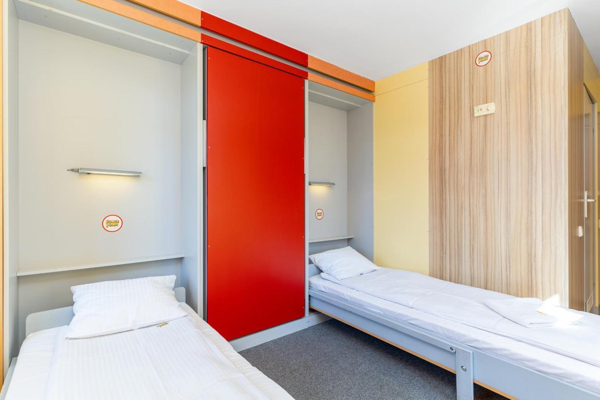 Elemels Planet Bed & Breakfast Устрон Екстериор снимка